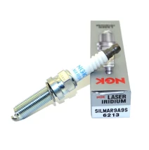 NGK SILMAR9A9s Zapaľovacia sviečka 