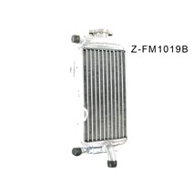 chladič pravý CRF 250 10 - 13                                                                                                                                                                                                                             