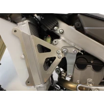 výstuhy chladičov Works Connection pasujú na YZF 450 2018-22